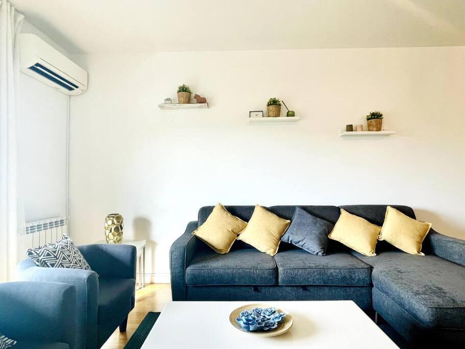 Airport Expo Apartment Lisbon Bagian luar foto