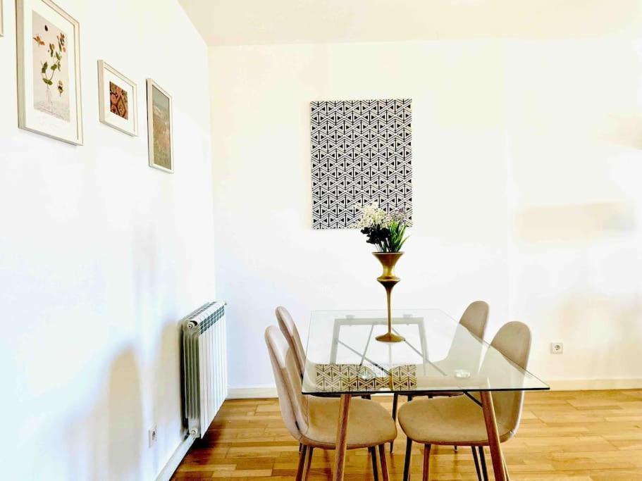 Airport Expo Apartment Lisbon Bagian luar foto