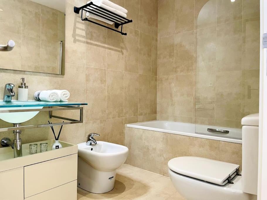 Airport Expo Apartment Lisbon Bagian luar foto