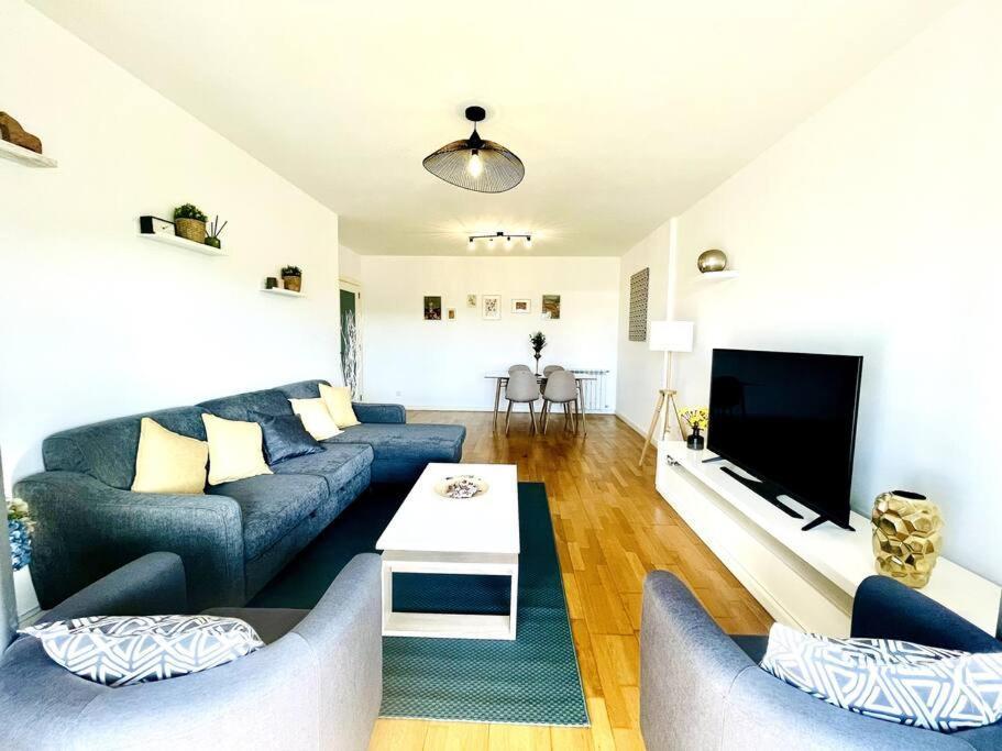 Airport Expo Apartment Lisbon Bagian luar foto